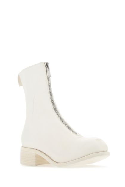 White leather PL2 boots