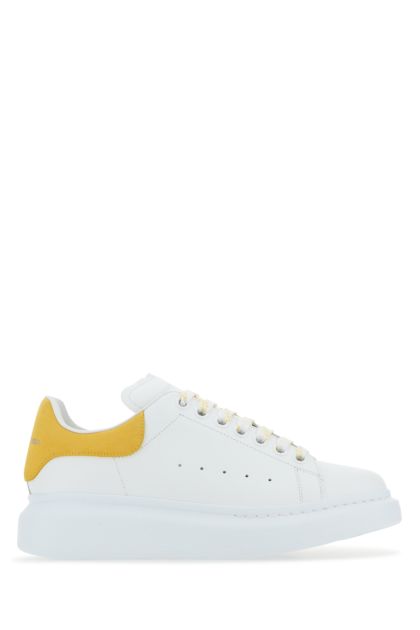 White leather sneakers with ochre suede heel
