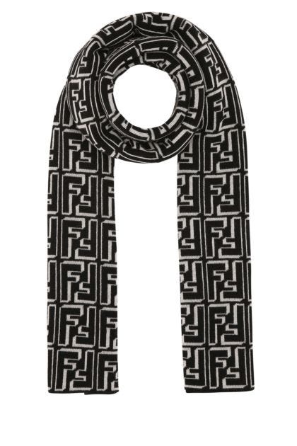 Embroidered wool blend scarf 