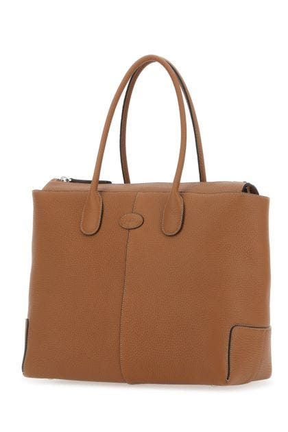 Light brown leather medium handbag