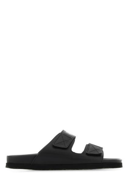 Black leather slippers 