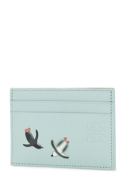 Portacarte Penguin Loewe X Suna Fujita in pelle azzurro pastello